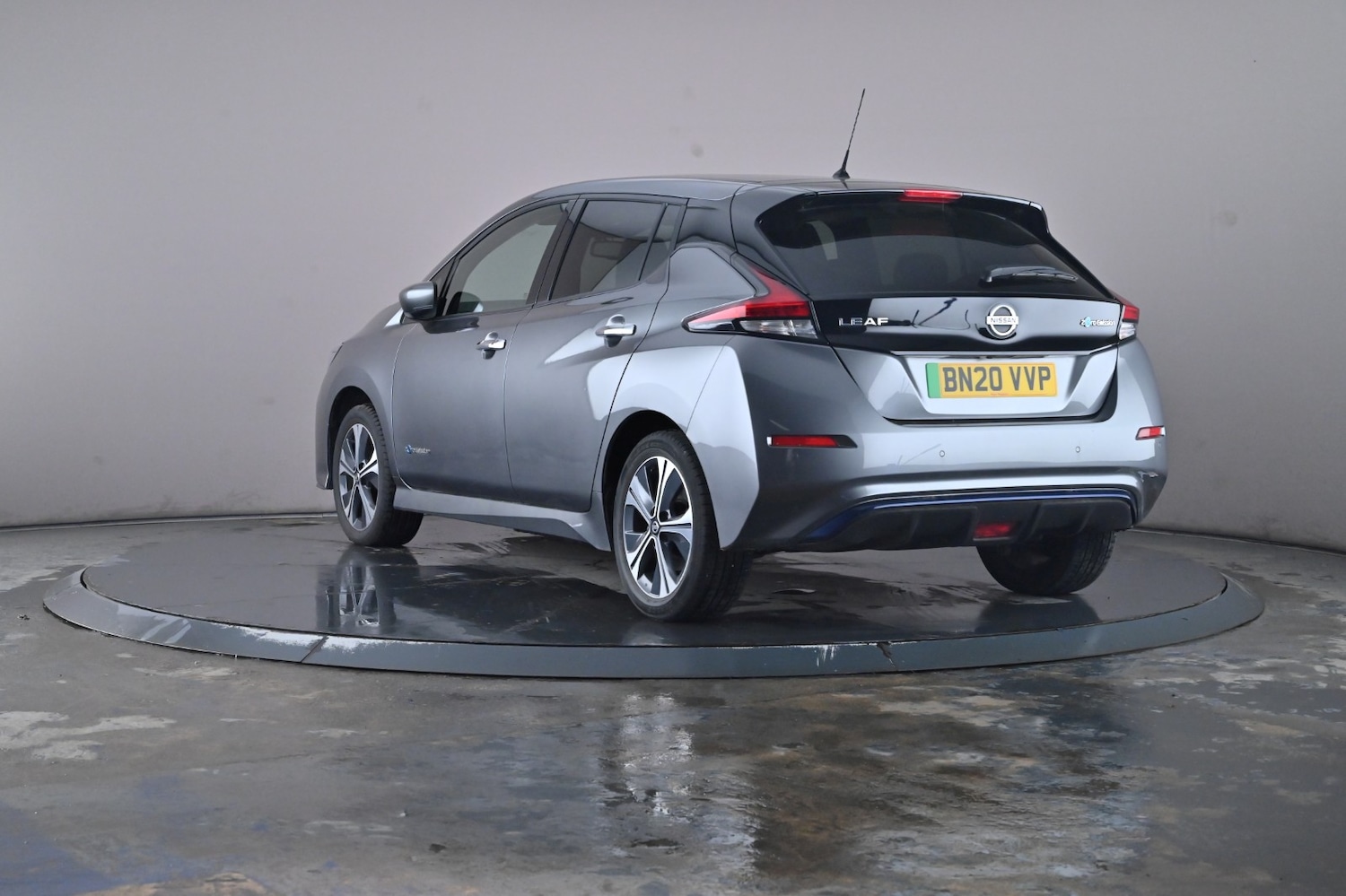 Used Nissan Leaf 2020 for sale - 76635134: Photo 21