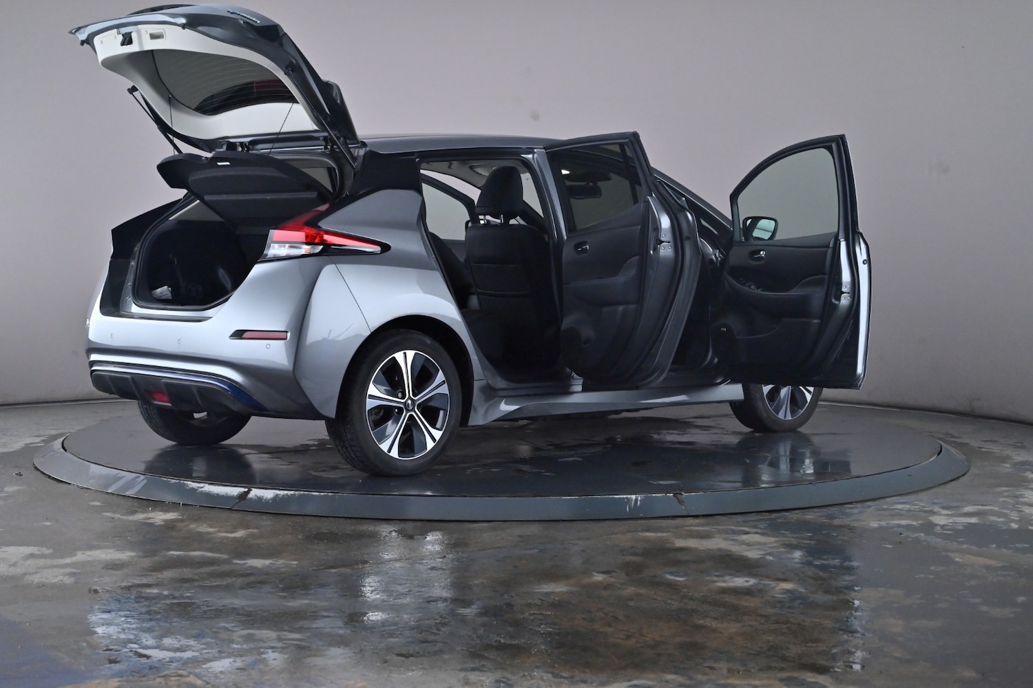 Used Nissan Leaf 2020 for sale - 76635134: Photo 65