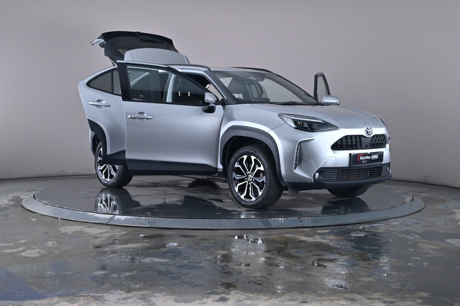 Used Toyota Yaris Cross 2023 for sale - 76716532: Photo 33