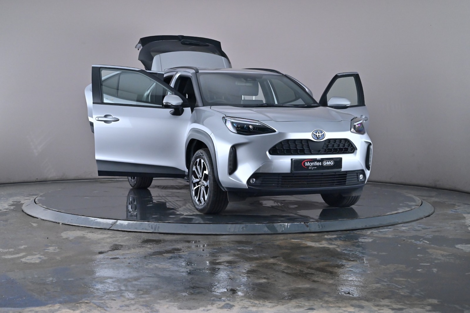 Used Toyota Yaris Cross 2023 for sale - 76716532: Photo 40