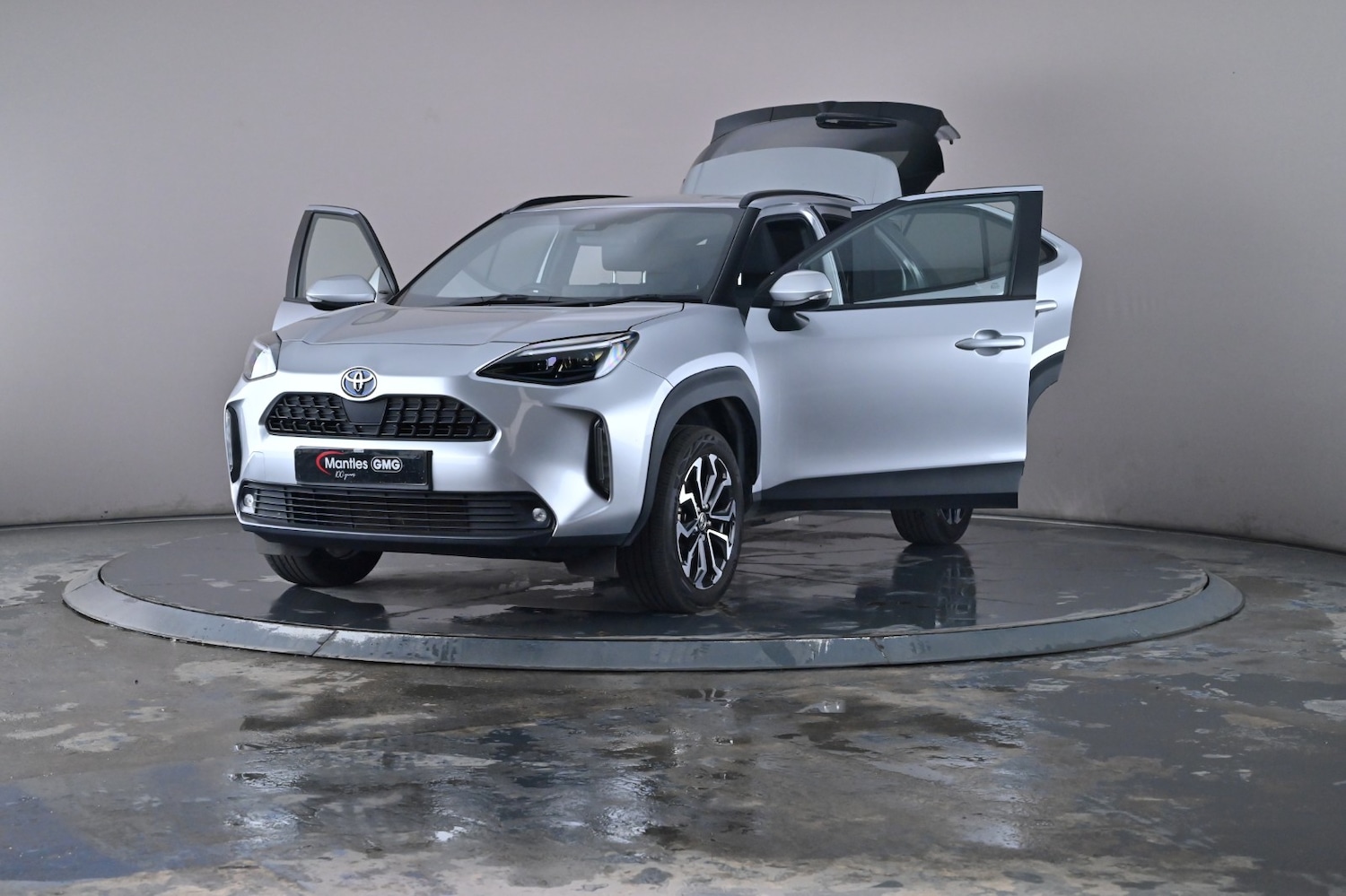 Used Toyota Yaris Cross 2023 for sale - 76716532: Photo 45