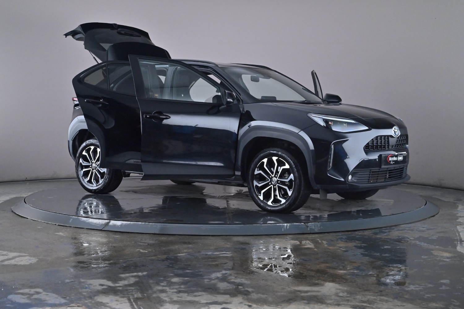 Used Toyota Yaris Cross 2023 for sale - 76716482: Photo 54