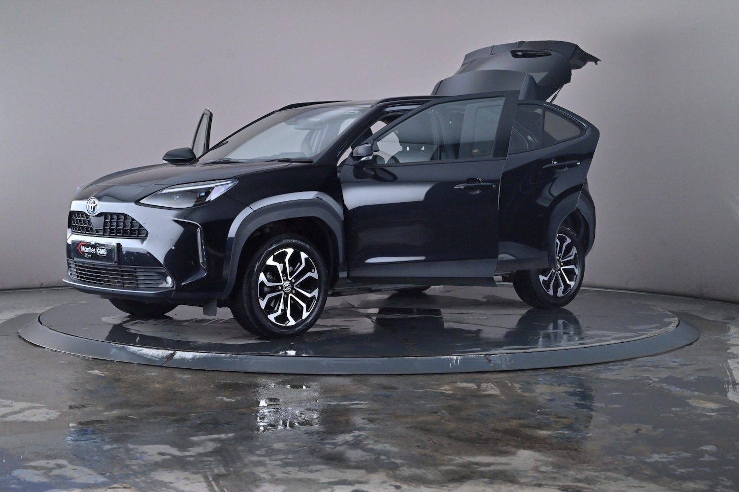 Used Toyota Yaris Cross 2023 for sale - 76716482: Photo 64