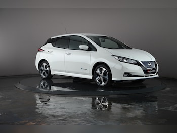 Nissan - Leaf