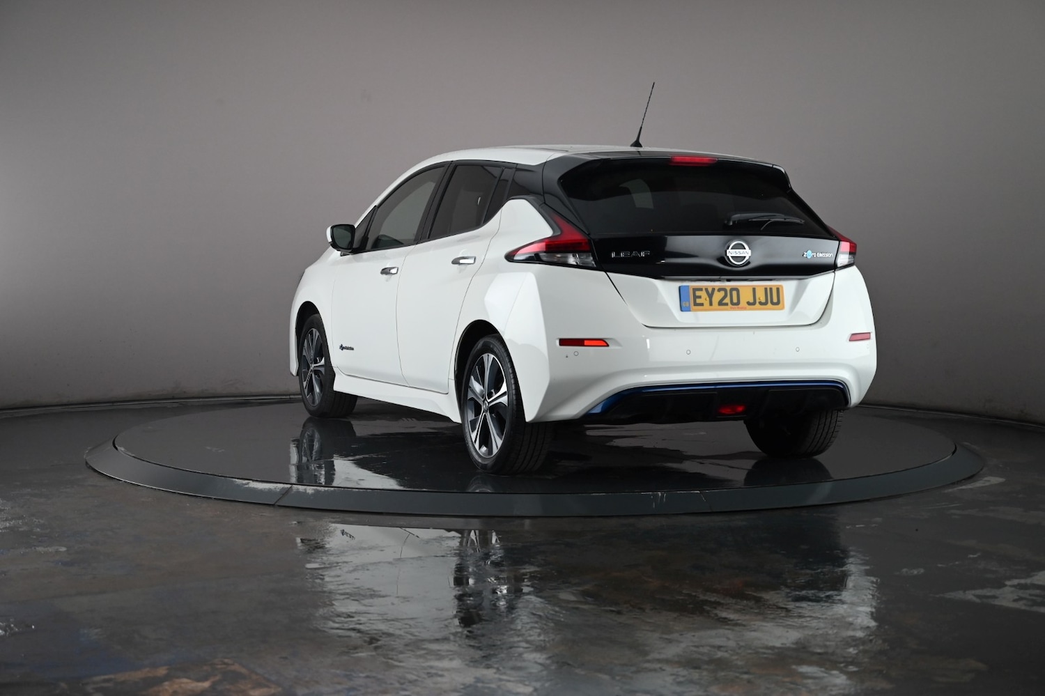 Used Nissan Leaf 2020 for sale - 76635102: Photo 20