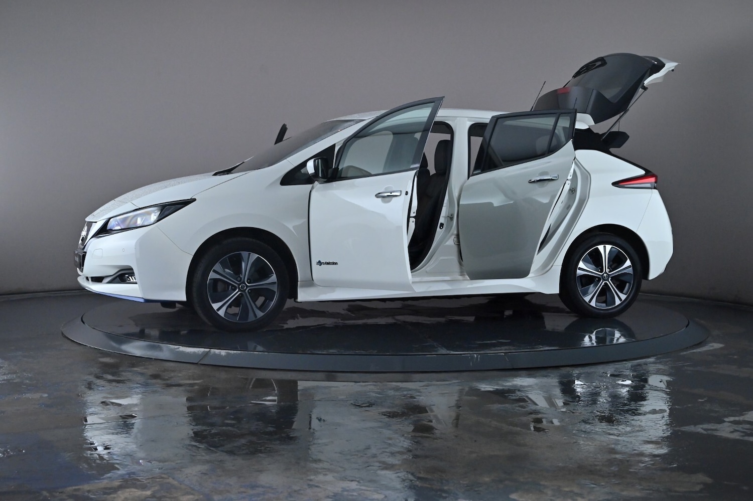 Used Nissan Leaf 2020 for sale - 76635102: Photo 43