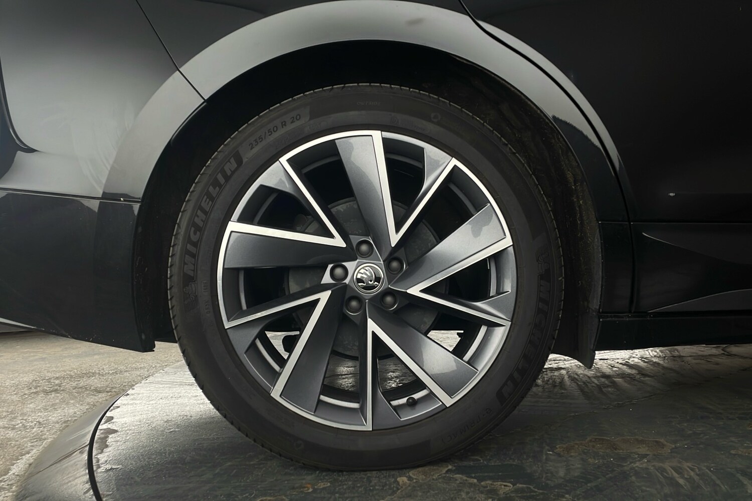 Used Skoda Enyaq 2023 for sale - 77020532: Photo 7