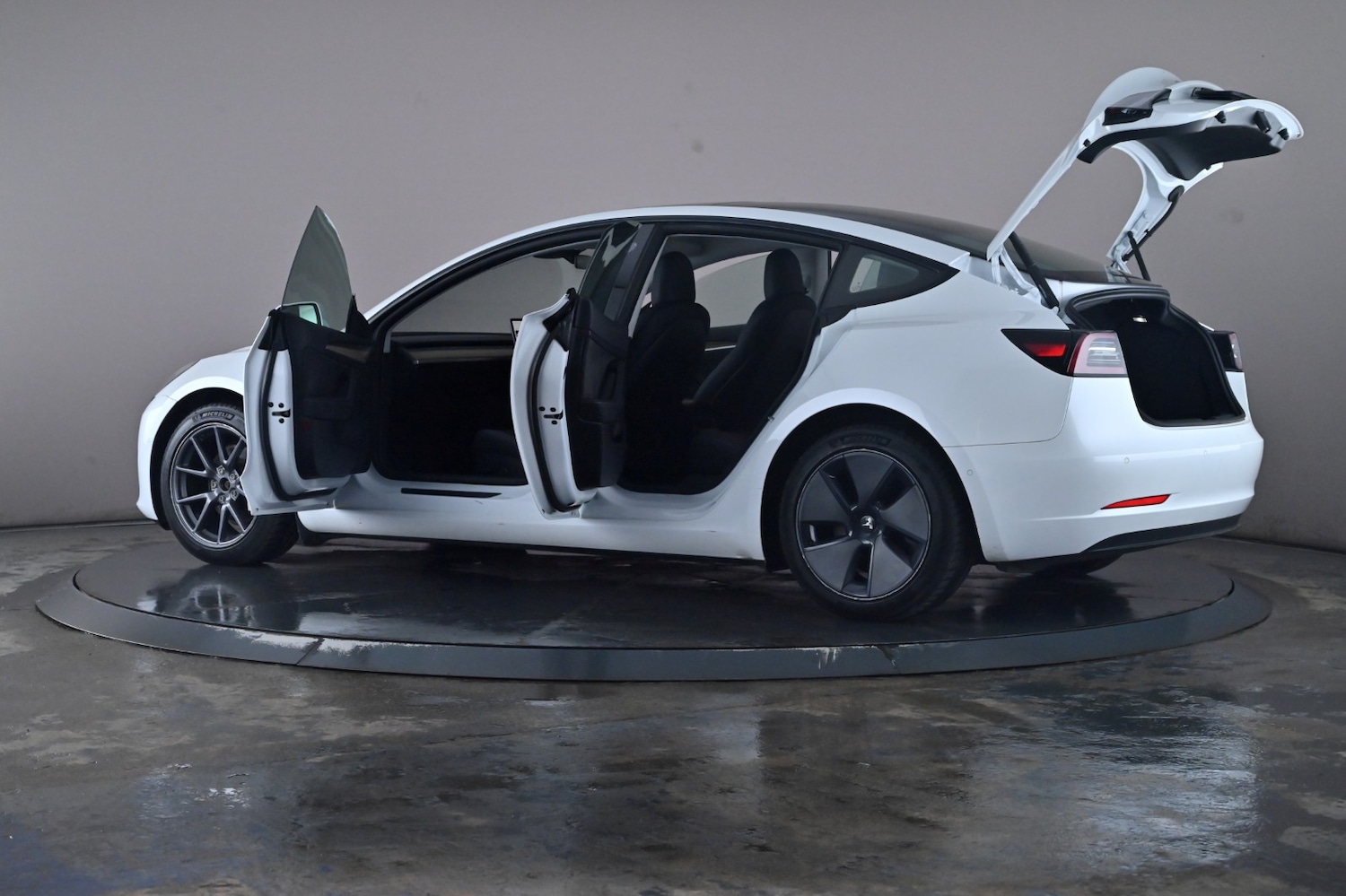 Used Tesla Model 3 2021 for sale - 76716536: Photo 54