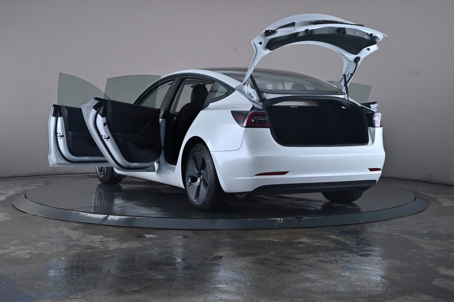 Used Tesla Model 3 2021 for sale - 76716536: Photo 57