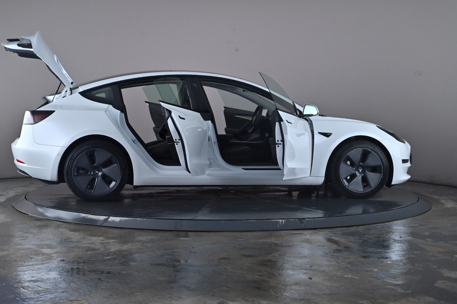 Used Tesla Model 3 2021 for sale - 76716536: Photo 68