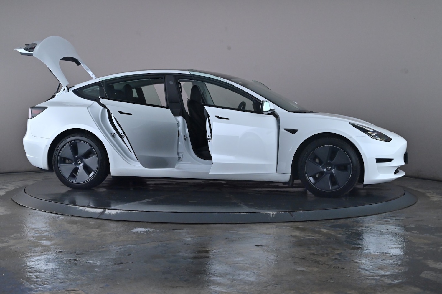 Used Tesla Model 3 2021 for sale - 76716536: Photo 70