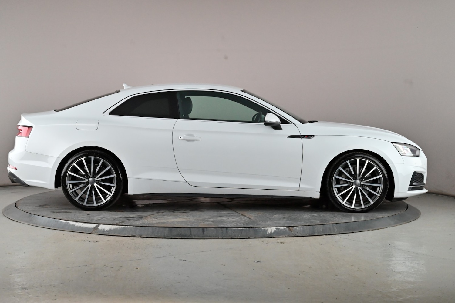 Used Audi A5 2018 for sale - 76769072: Photo 3