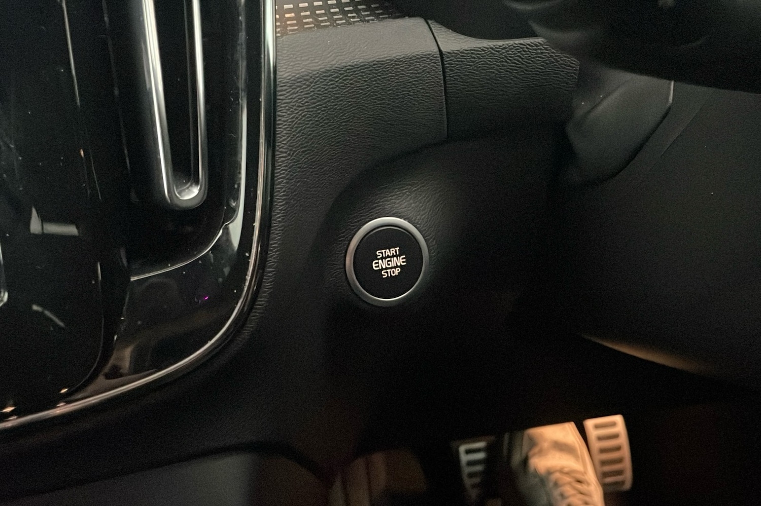 Used Volvo XC40 2020 for sale - 77245023: Photo 20