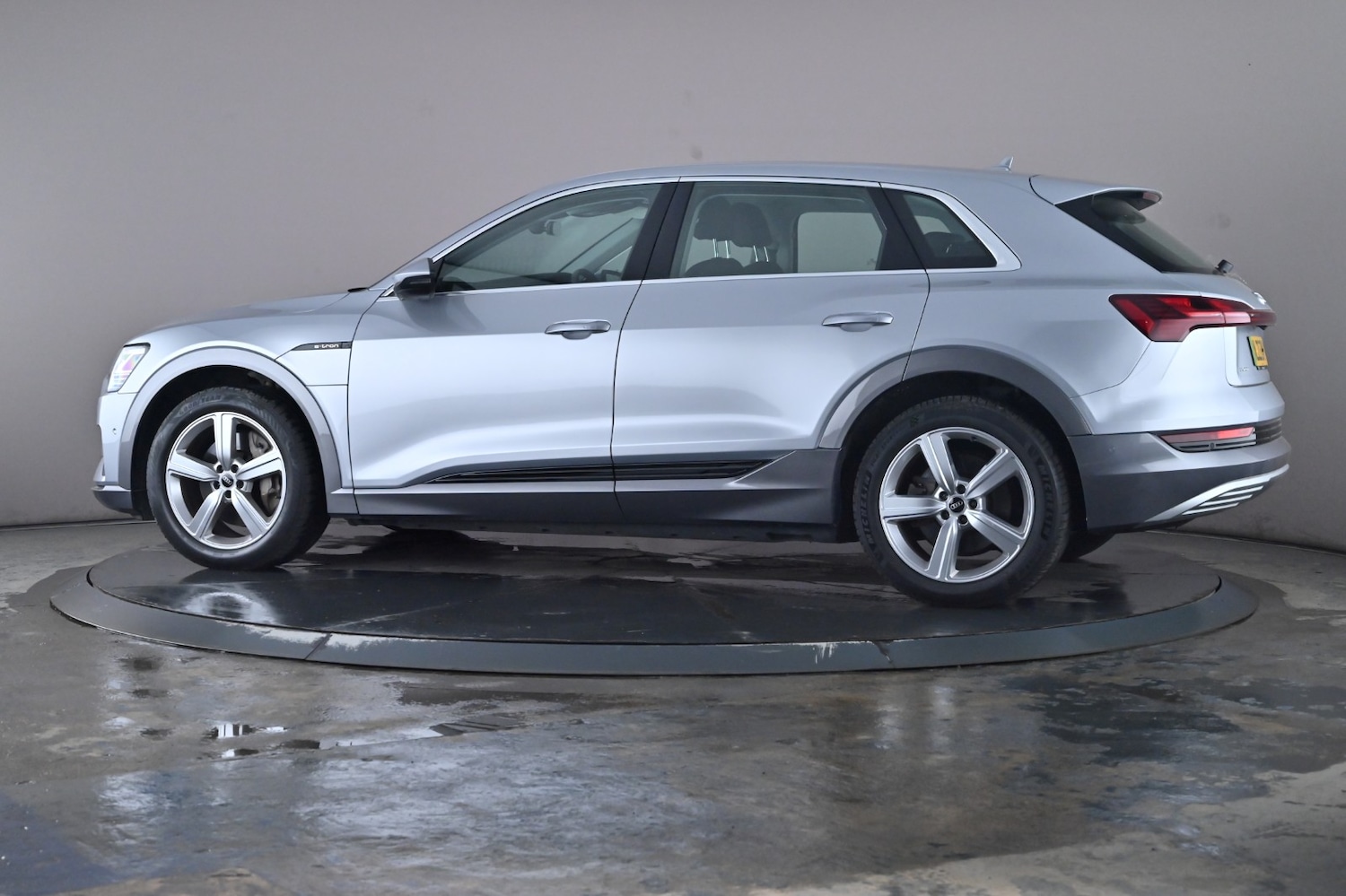 Used Audi e-tron 2022 for sale - 76667973: Photo 17