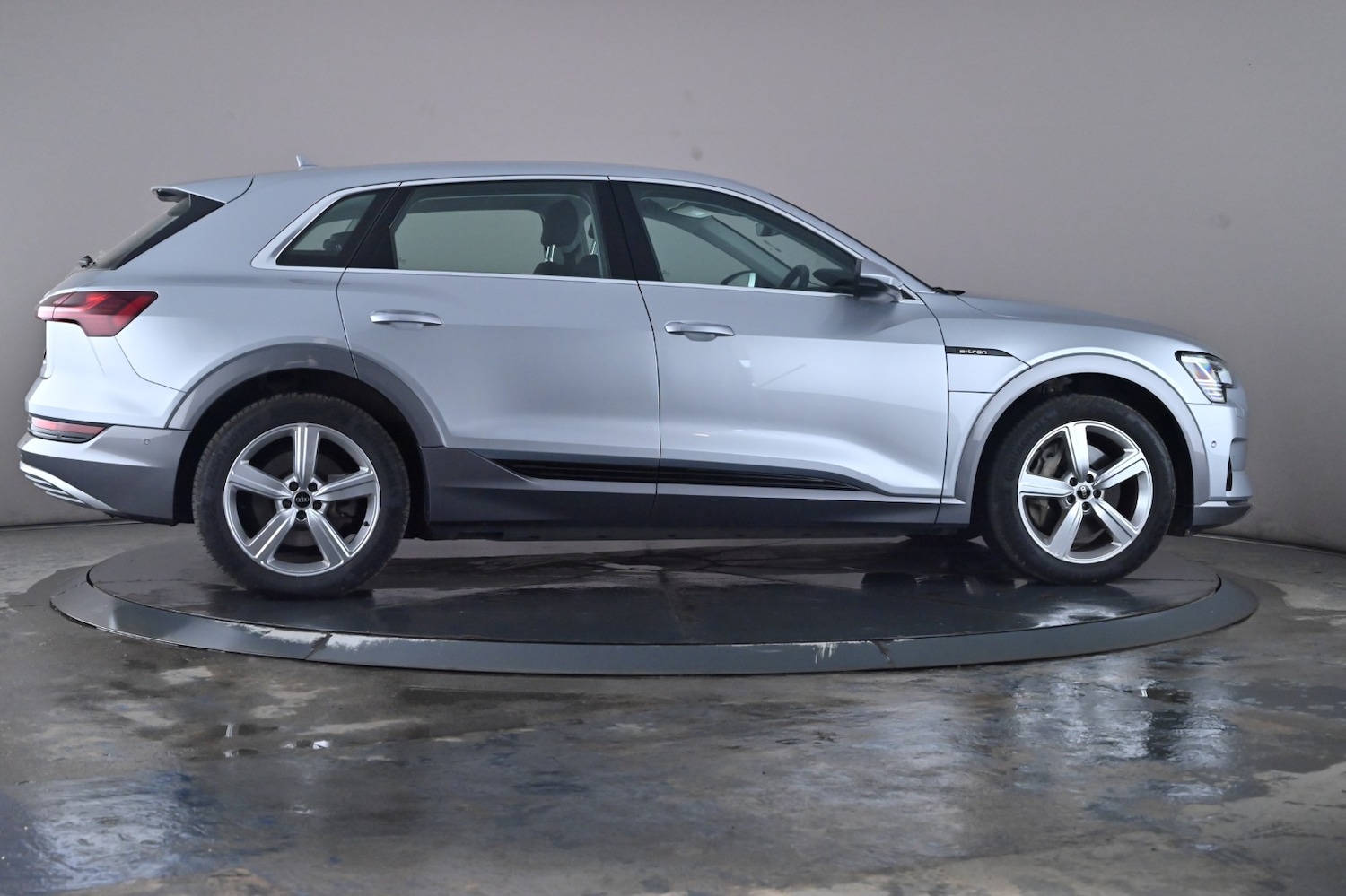 Used Audi e-tron 2022 for sale - 76667973: Photo 32