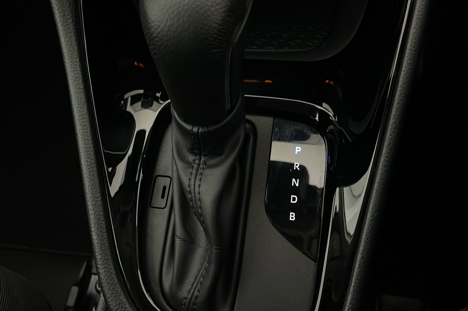 Used Toyota Yaris 2024 for sale - 77020533: Photo 11