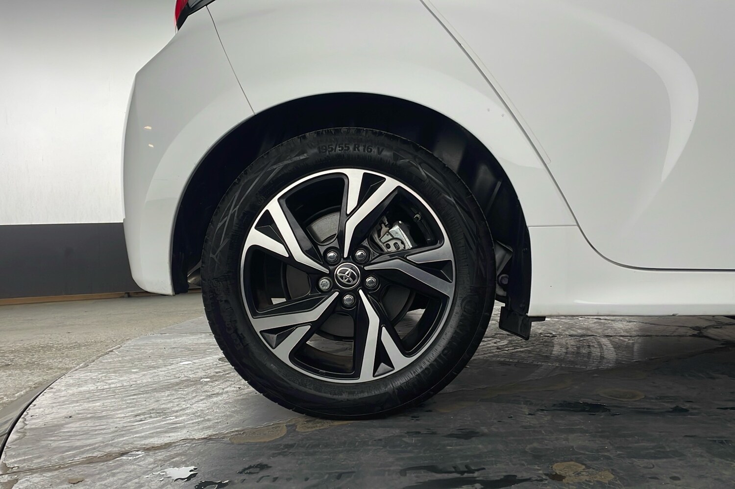 Used Toyota Yaris 2024 for sale - 77020533: Photo 7