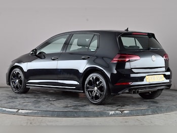 Used Volkswagen Golf 2018 for sale - 77219882: Photo