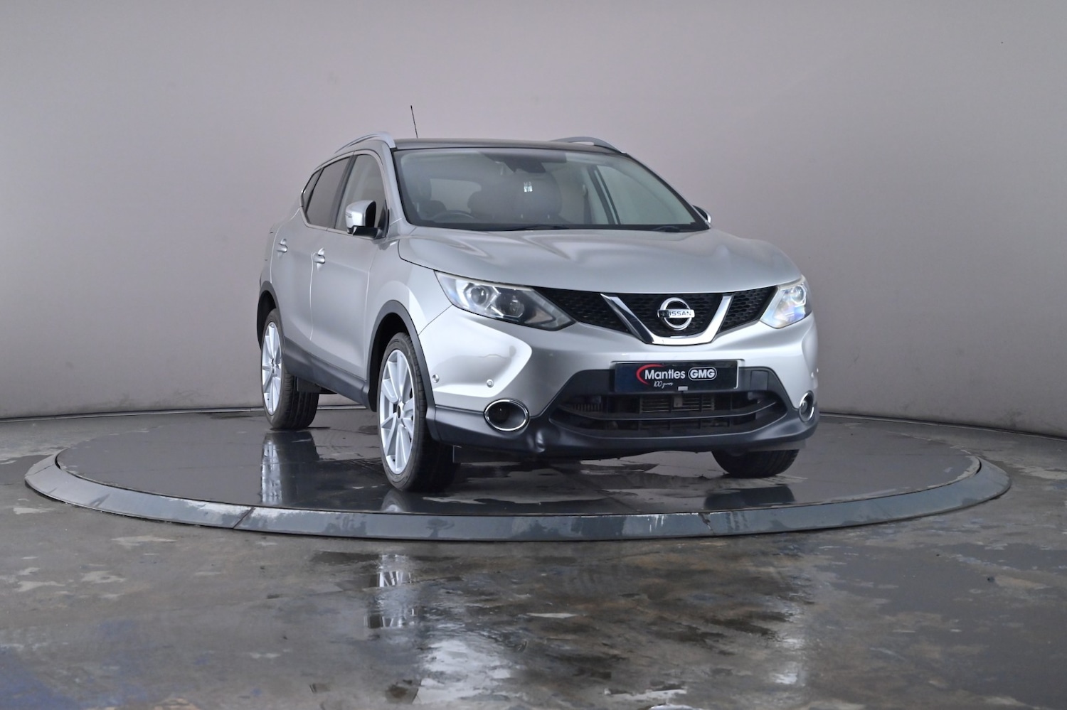 Used Nissan Qashqai 2015 for sale - 76716493: Photo 4