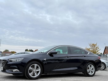 Used Vauxhall Insignia for sale - 76325986: Photo 3