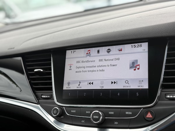 Used Vauxhall Astra 2018 for sale - 75769862: Photo 18