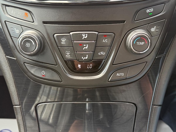 Used Vauxhall Insignia 2015 for sale - 75678051: Photo 9