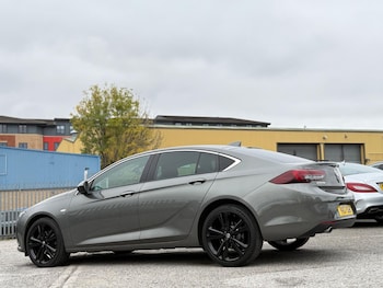 Used Vauxhall Insignia 2017 for sale - 76295898: Photo 3