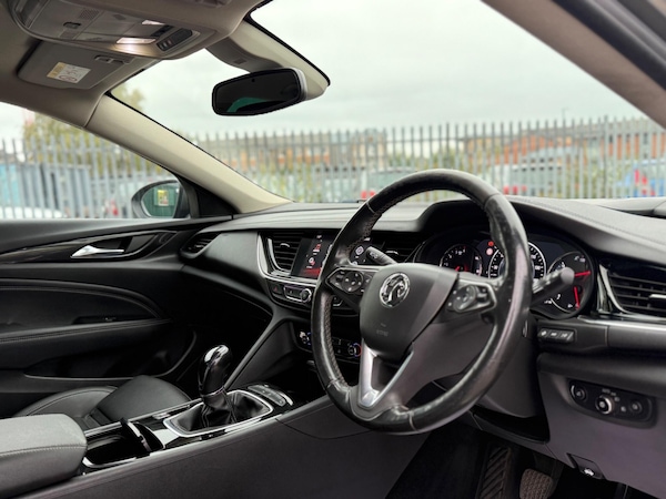 Used Vauxhall Insignia 2017 for sale - 76295898: Photo 7