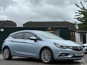 2016 (16) - 1.4i Turbo Elite Nav Euro 6 5dr