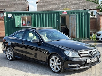 Used Mercedes-Benz C-Class 2012 for sale - 75677735: Photo