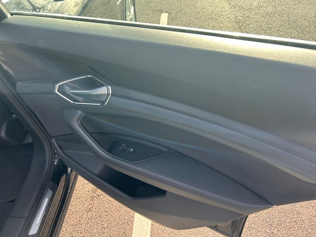 Used Audi e-tron 2021 for sale - 77369353: Photo 10
