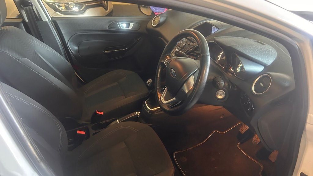 Used Ford Fiesta 2015 for sale - 77771000: Photo 4
