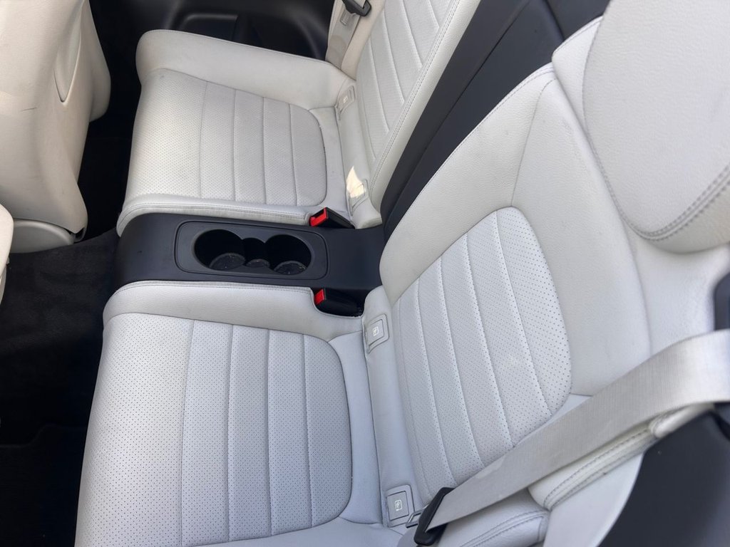 Used Mercedes-Benz C Class 2017 for sale - 77369352: Photo 8