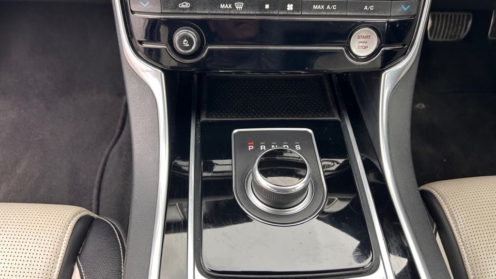 Used Jaguar XF 2016 for sale - 77919750: Photo 5