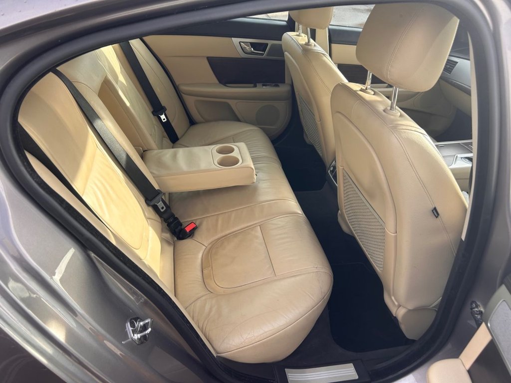 Used Jaguar XF 2012 for sale - 77399766: Photo 3