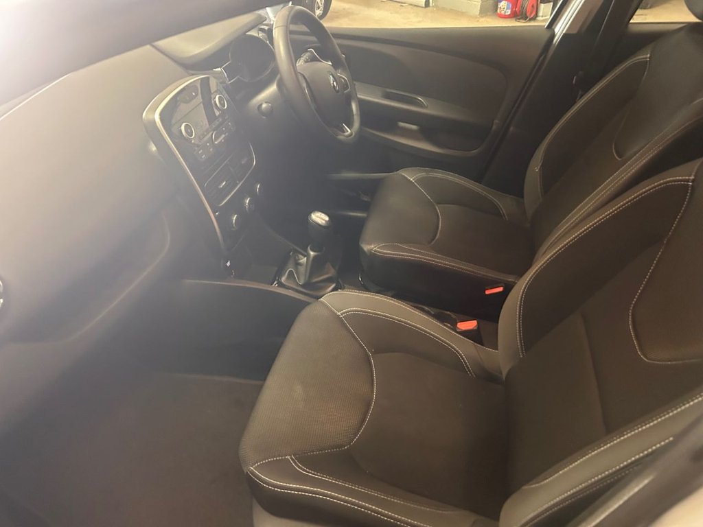 Used Renault Clio 2025 for sale - 77369325: Photo 3
