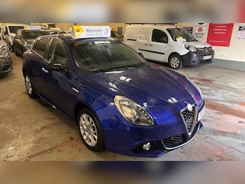 Used Alfa Romeo Giulietta 2017 for sale - 77636651: Photo