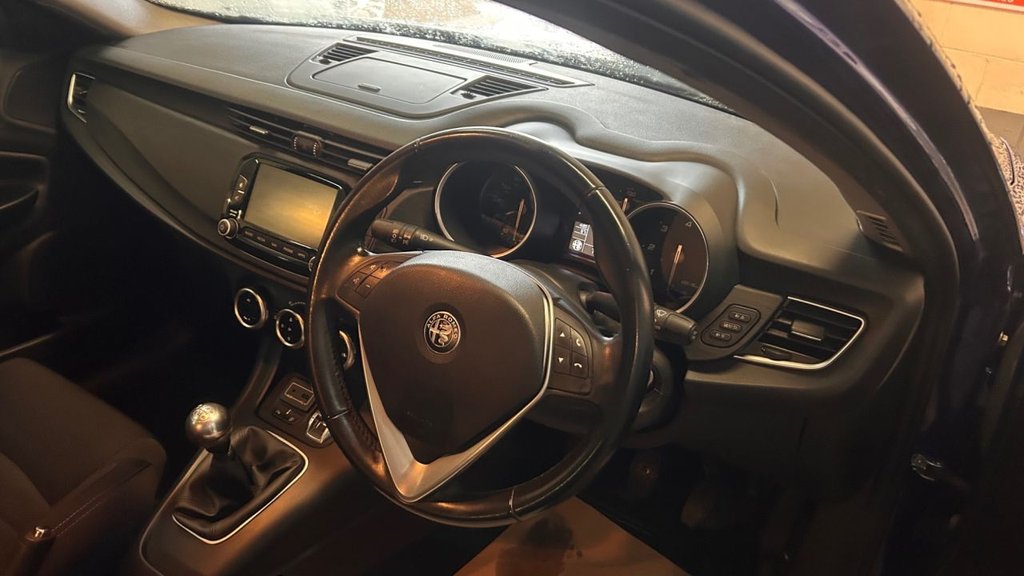 Used Alfa Romeo Giulietta 2017 for sale - 77636651: Photo 4