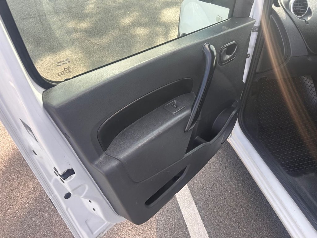 Used Renault Kangoo 2020 for sale - 77369350: Photo 6