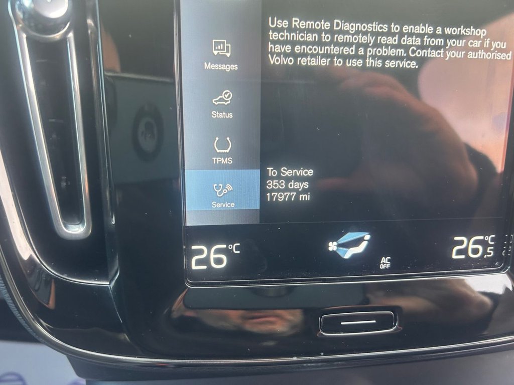 Used Volvo XC40 2021 for sale - 77368941: Photo 3