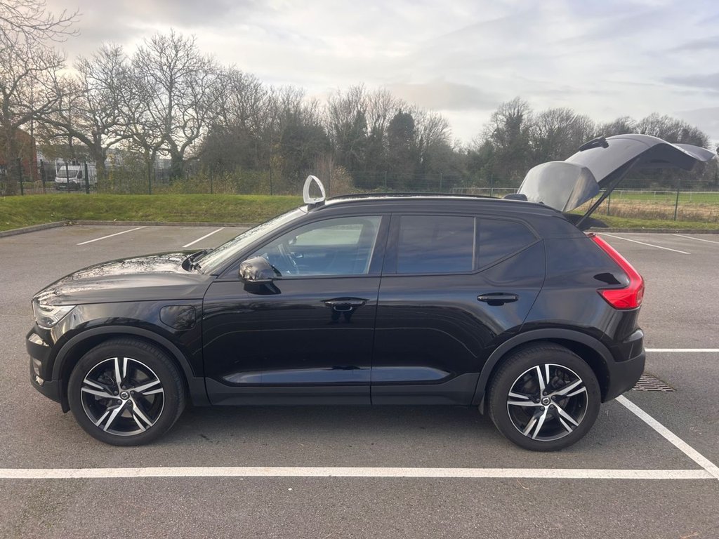 Used Volvo XC40 2021 for sale - 77368941: Photo 9