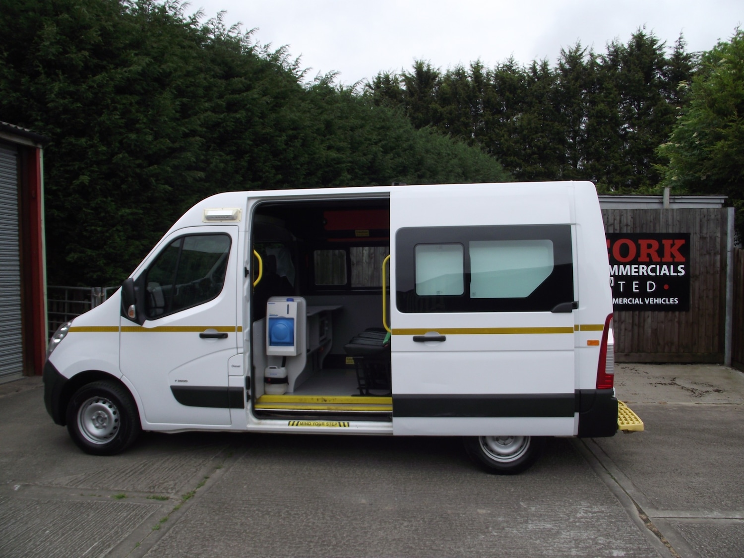 Vehicle 21