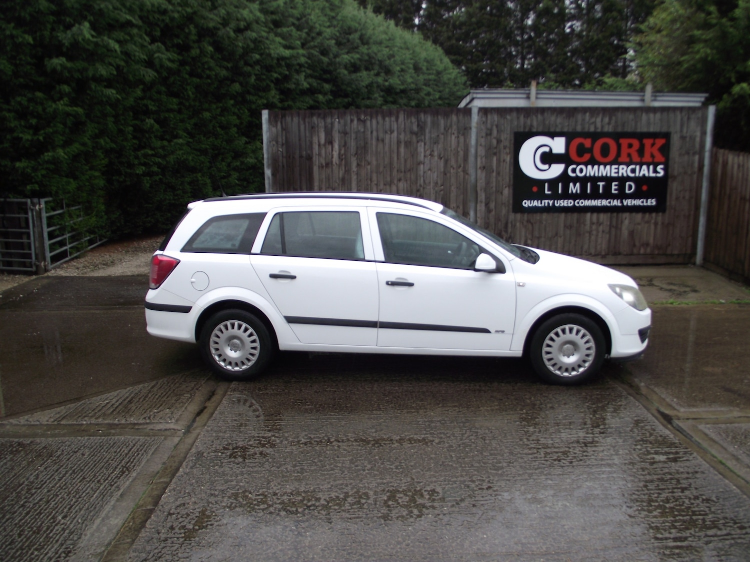 Used Vauxhall Astra 2006 for sale - 76157120: Photo 2