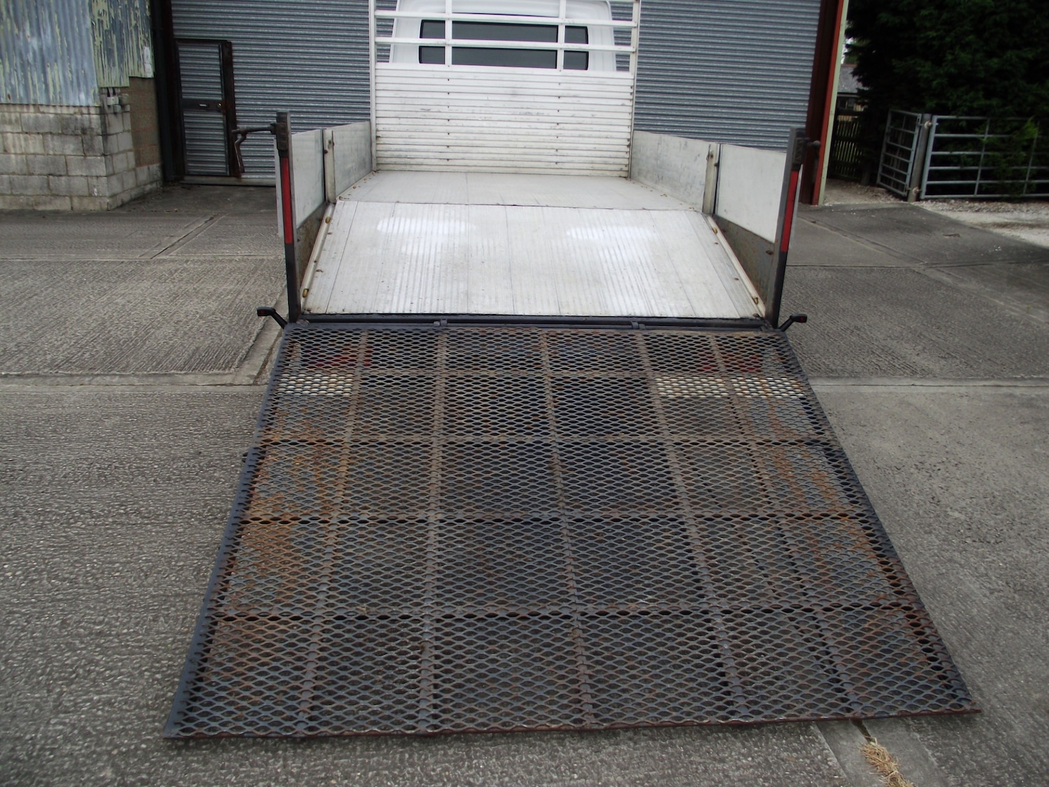 Vehicle 19