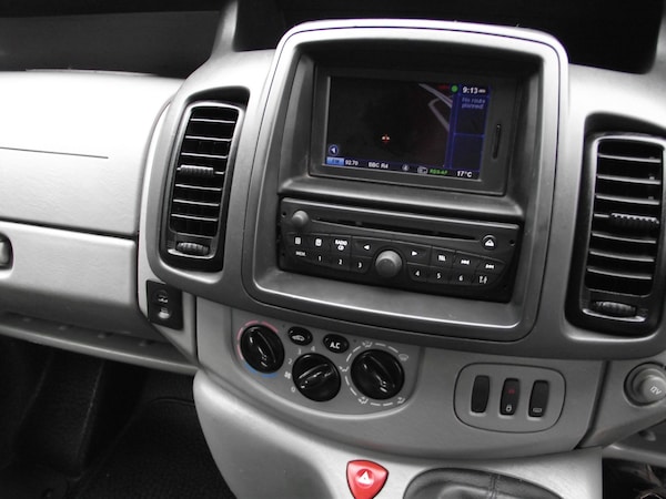 Used Renault Trafic 2010 for sale - 75330325: Photo 9