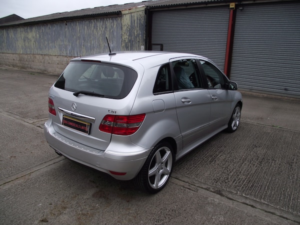 Used Mercedes-Benz B-Class 2011 for sale - 76231361: Photo 6