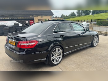 Used Mercedes-Benz E Class 2011 for sale - 79609922: Photo
