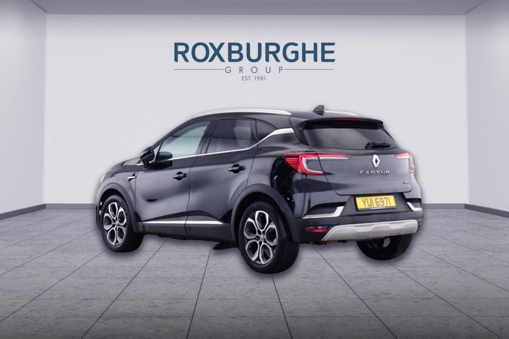 Used Renault Captur 2023 for sale - 77557663: Photo 2