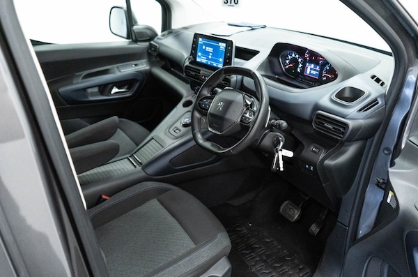 Used Peugeot Rifter 2021 for sale - 76210051: Photo 20