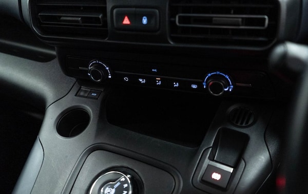 Used Peugeot Rifter 2021 for sale - 76210051: Photo 27